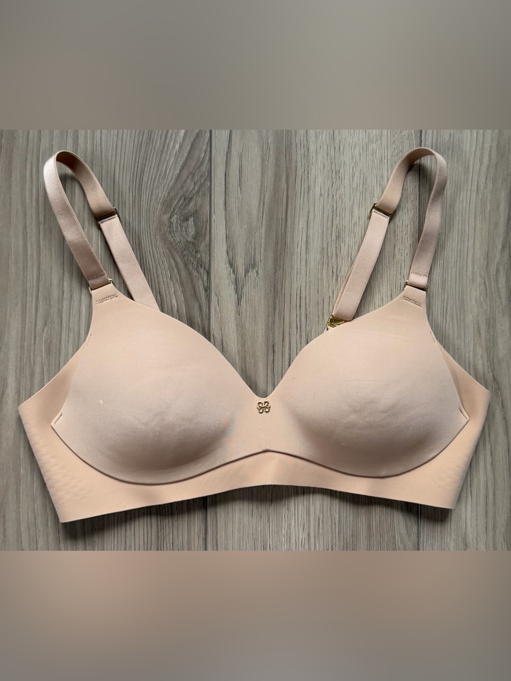 Honey Love Cloudembrace Nude Wireless T-Shirt Bra 32B Gold hardware
